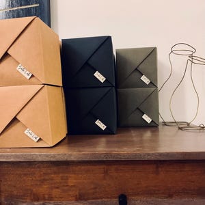 Cesto in origami in carta lavabile ecologico, sacchetto minimal essenziale, contenitore leggero, vaso e fioriera originale, Oeko-tex vegano