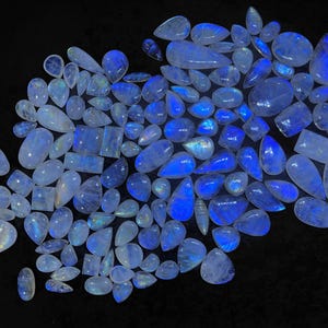 Top Quality Wholesale Lot Natural Rainbow Moonstone Cabochon| Mix Shape Gemstone| Blue Fire Moonstone Gemstone| Mix Size Cabochon