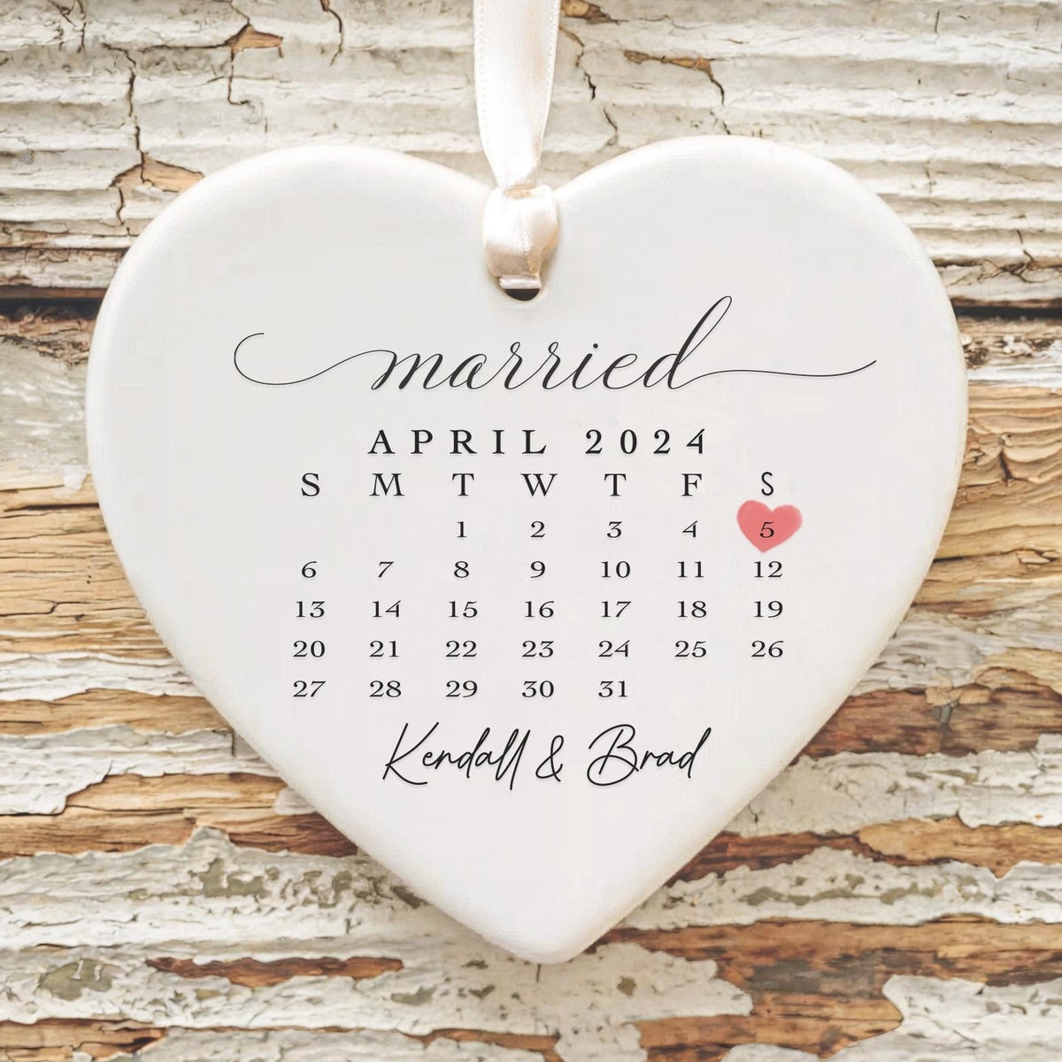Married Ornament Calendar Gift - Personalized Calendar Ornament Wedding Gift - Custom Wedding Date Anniversary Ornament - Etsy