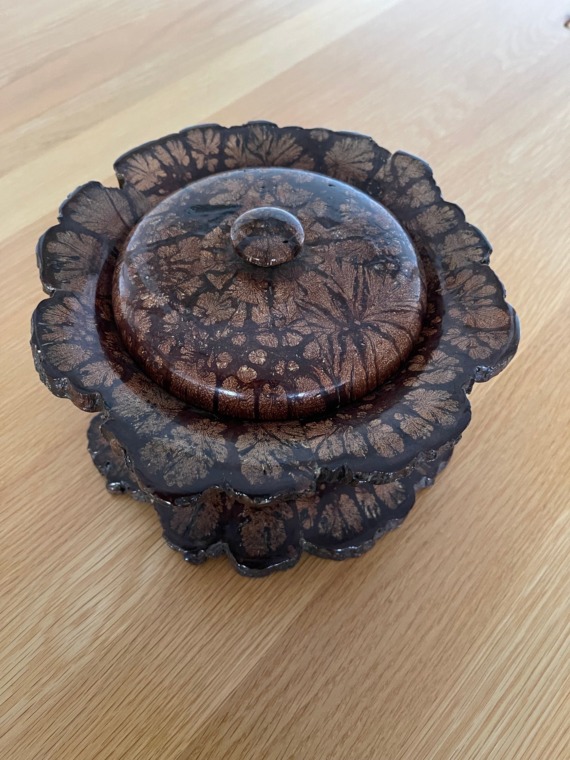 Vintage Chrysanthemum Wood Bowl & Lid - A RARE WOOD - Etsy