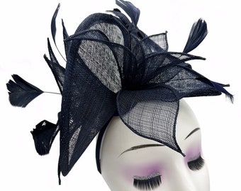 Nuova fascia per fascinator blu navy e clip sinamay con piume Cappello Derby Kentucky Weddings Royal Ascot Melbourne Cup