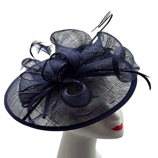Grand chapeau rond de mariage bleu marine avec bandeau et clip hatinator