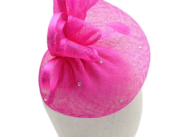 Neues fuchsiafarbenes Fascinator-Stirnband und Clip-Sinamay mit Federn, verziert mit Diamanten für Hochzeiten, Royal Ascot