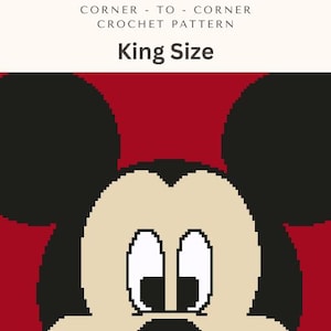 Op de afbeelding: Een rode achtergrond met een zwart-witte cartoon afbeelding van Mickey Mouse's gezicht. De tekst "Mickey Mouse Corner to Corner Crochet Pattern King Size" staat boven de afbeelding.