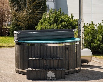Madera Tub Jacuzzi