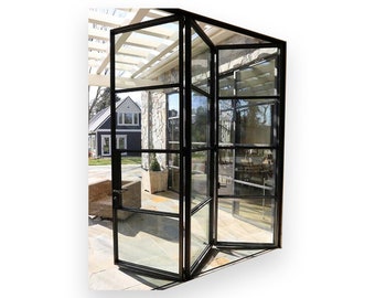 Notus Panel Aluminum Black Bi-fold Doors