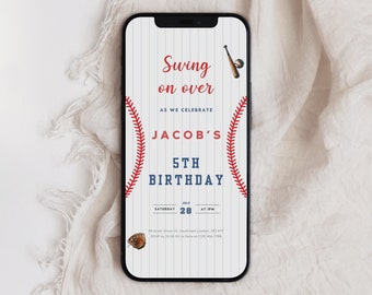 Op de afbeelding: Een digitale uitnodiging voor een baseball-thema 5e verjaardagsfeestje. De uitnodiging heeft een rood en wit baseball-steekontwerp, een honkbalknuppel en een bal, en de tekst "Swing on over as we celebrate Jacob's 5th Birthday".
