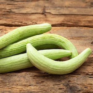 Armenian Light Green Cucumber Seeds, Heirloom Open Pollinated Non GMO Snake Cucumber seeds 35 Seeds