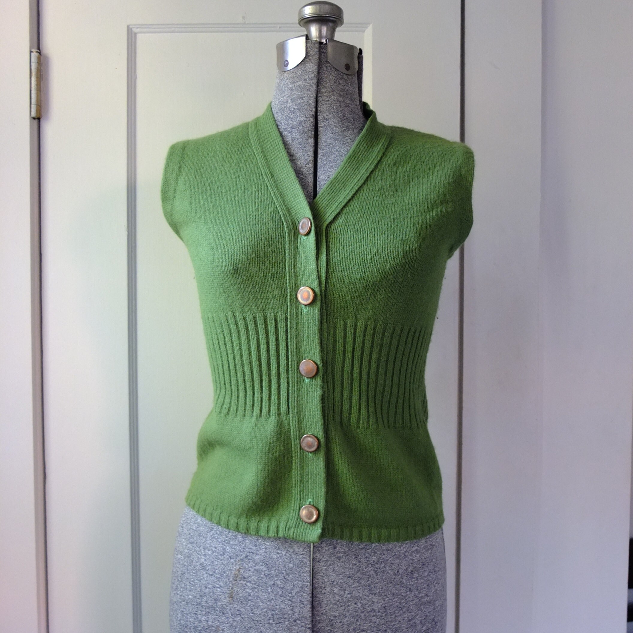 Green Vintage Vest Shirt 1960s 1970s Petite Academia