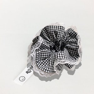 Double-layered brown gingham lace trim scrunchie image 2