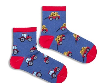 Chaussettes pour enfants, tracteur remorque ferme, chaussettes rigolotes, chaussettes douillettes, chaussettes folles, chaussettes colorées, idée cadeau, cadeau parfait, chaussettes dépareillées