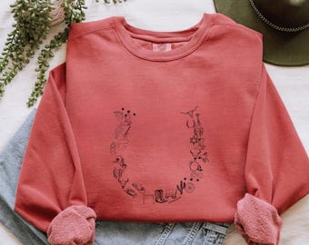 Western Horseshoe Design Tee l Cowgirl Theme Sweatshirt on Comfort Colors l Horse Girl Gift l Cowgirl Sweatshirt l Horse Girl Gift
