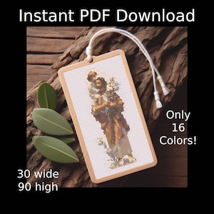 Puede incluir: Un marcapáginas de punto de cruz con una imagen religiosa, enmarcado en madera clara. El marcapáginas mide 76 cm de alto y 23 cm de ancho. El texto "Instant PDF Download" y "Only 16 Colors!" son visibles. Una cuerda blanca está adjunta.