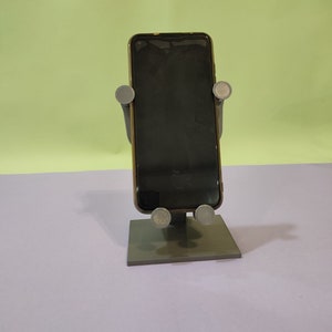 3D STL File - Phone Holder Model with Adjustable Arms