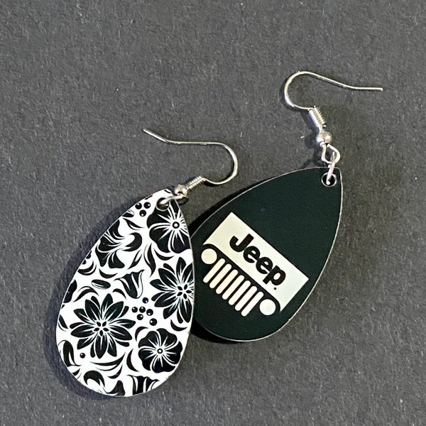 Jeep dangle earrings - Customizable - many 2-sided options available! (Message me for custom colors!)