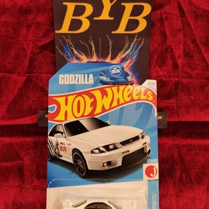 GODZILLA NISSAN SKYLINE