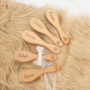 Brosse à cheveux de bébé personnalisée pour bébé, cadeau baby shower, brosse en bois personnalisée, cadeau souvenir, cadeau pour enfants, cadeau d'anniversaire pour bébé, cadeaux de nouveau-né image 2