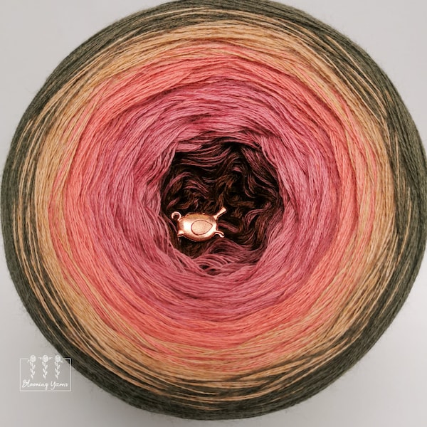 Gradient yarn cake, colour combination M044 50% merino wool/50 acrylic