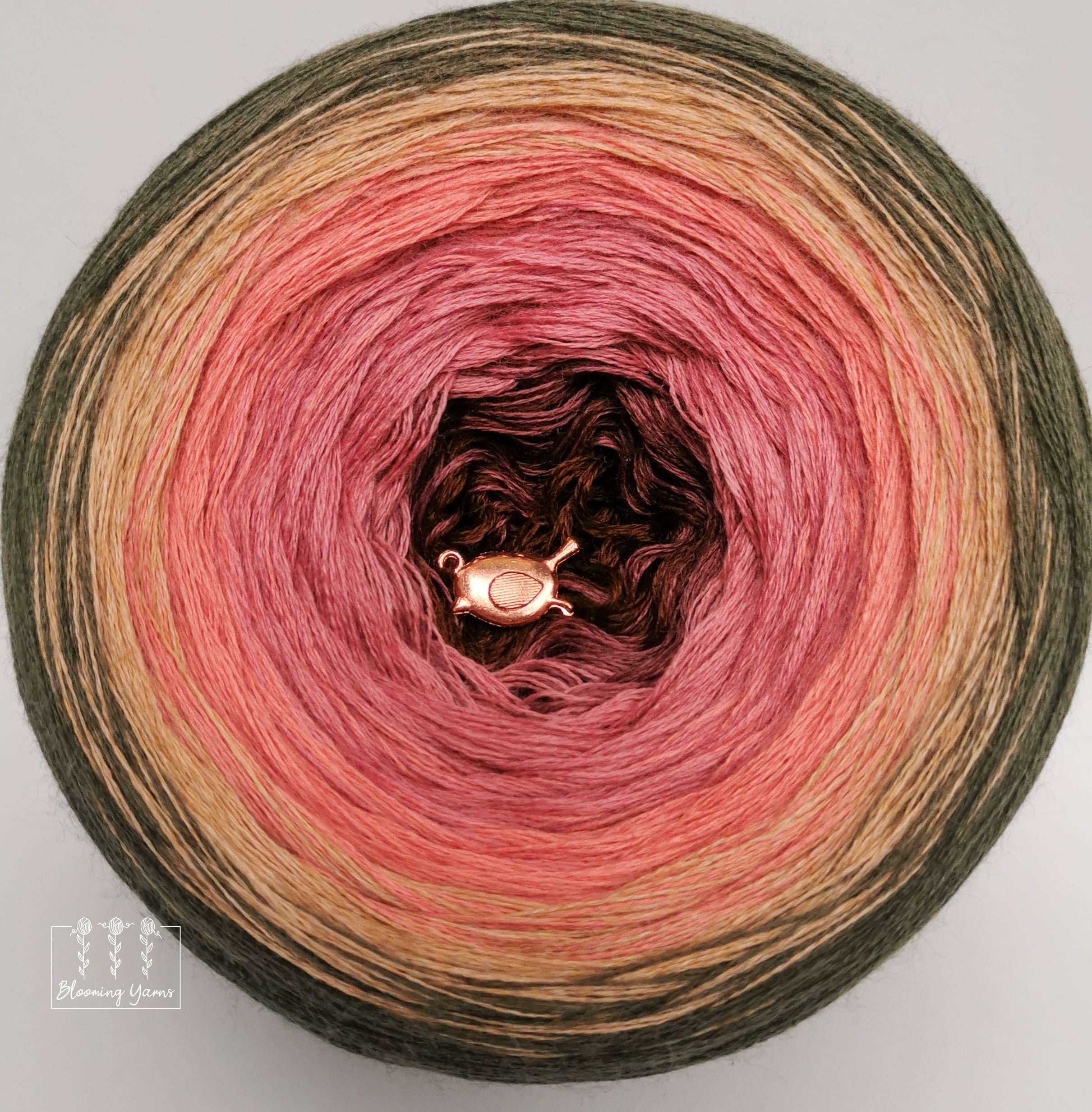 Wool Cord Fuchsia Ice Yarn, Weight 4 Yarn, Wool Acrylic Blend Yarn