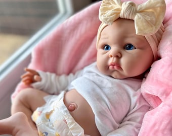 READY TO SHIP! Silicone Baby Doll, Reborn Girl, open mouth for pacifier, 7 lbs. 19", Can take baths, Squishy, floppy realistic doll