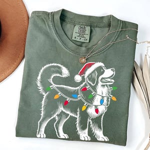 Festliches Berner Sennenhund Weihnachts-T-Shirt | Berner Sommer T-Shirt | Berner Mama Weihnachtsgeschenk | Berner Liebhaber Shirt | Weihnachts Berner Shirt