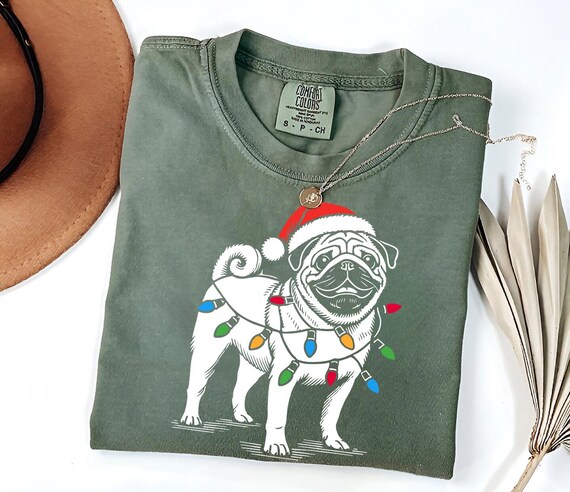 Christmas Pug Dog Shirt: Funny Holiday Tee, Pug Mom Gift