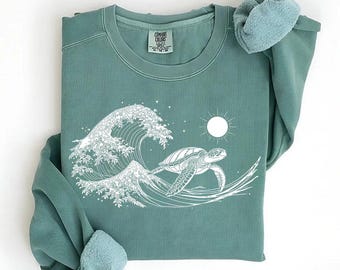 Felpa con tartaruga marina Comfort Colors: maglione con onde oceaniche costiere