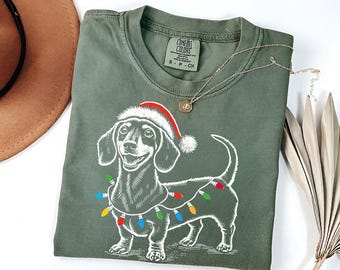 Festive Dachshund Christmas T-Shirt | Holiday Wiener Dog Tee | Doxie Mom Xmas Gift | Doxie Lover Shirt | Santa Doxie Gift | Weiner Dog Xmas