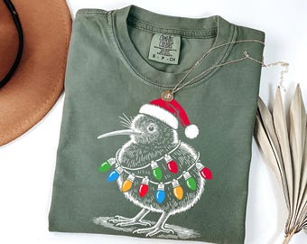Christmas Kiwi Bird Shirt | New Zealand Holiday Tee | Kiwi Bird Gift | Festive Birding T-Shirt | Christmas Bird Lover | Xmas Kiwi Bird Shirt
