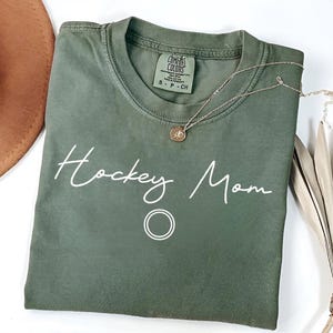 Comfort Colors Hockey Mom Shirt, Ice Hockey Mom Shirt, Hockey Mom Gift Shirt, Hockey Shirt for Women, Hockey Lover Shirt