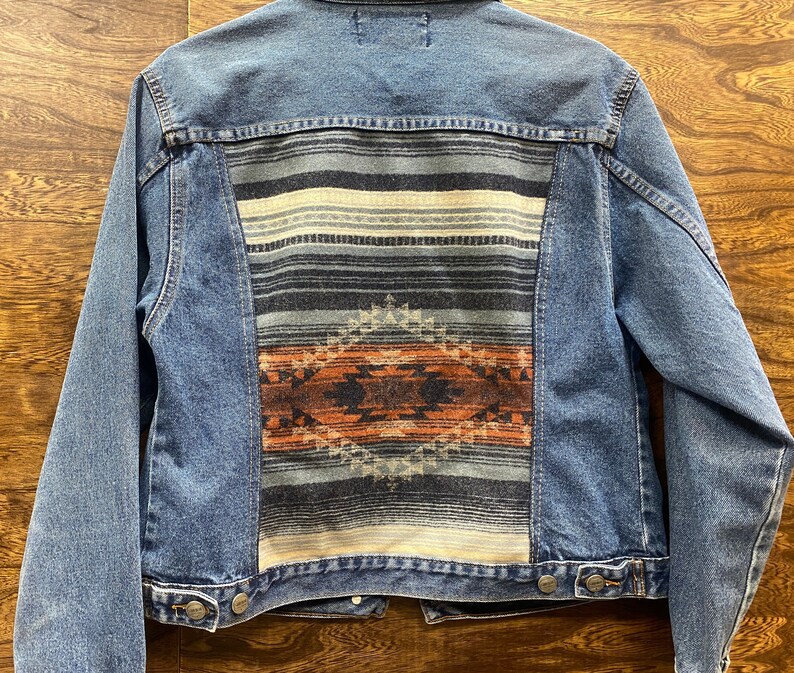 Women's Western Denim Jacket with Pendleton® Wool Inlay image 6