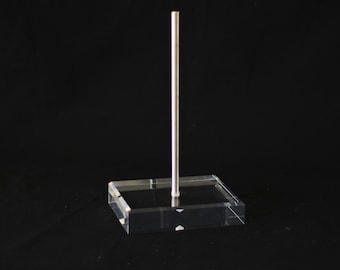Transparent Sculpture Base 150x120x250 plexiglass
