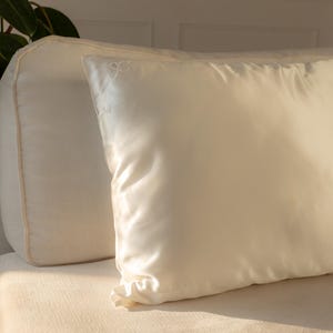 Pure Mulberry SilkPillowcase for Smooth Hair & Skin  Premium Anti-aging  100% Silk Pillow Cases Mothers day gift 22 momme luxury bedding
