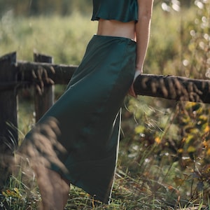 100% mulberry silk skirt | Women’s elegant pure silk bias cut | Green slip skirt | Silk evening skirt | Day apparel |Stylish Cocktail Party