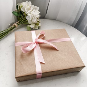 Gift wrapping on request