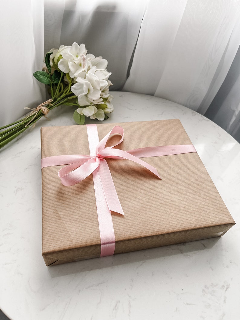 Gift wrapping on request