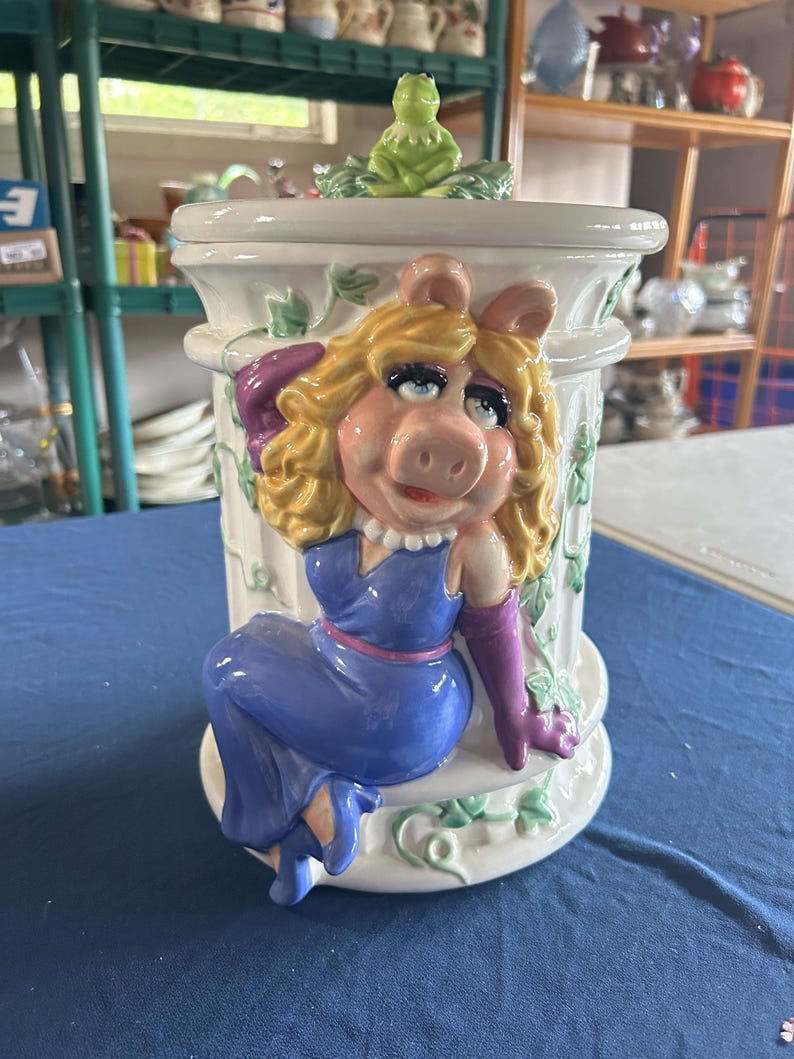 Vintage Miss Piggy & Kermit Cookie Jar by Treasure Craft – Jim Henson Muppets