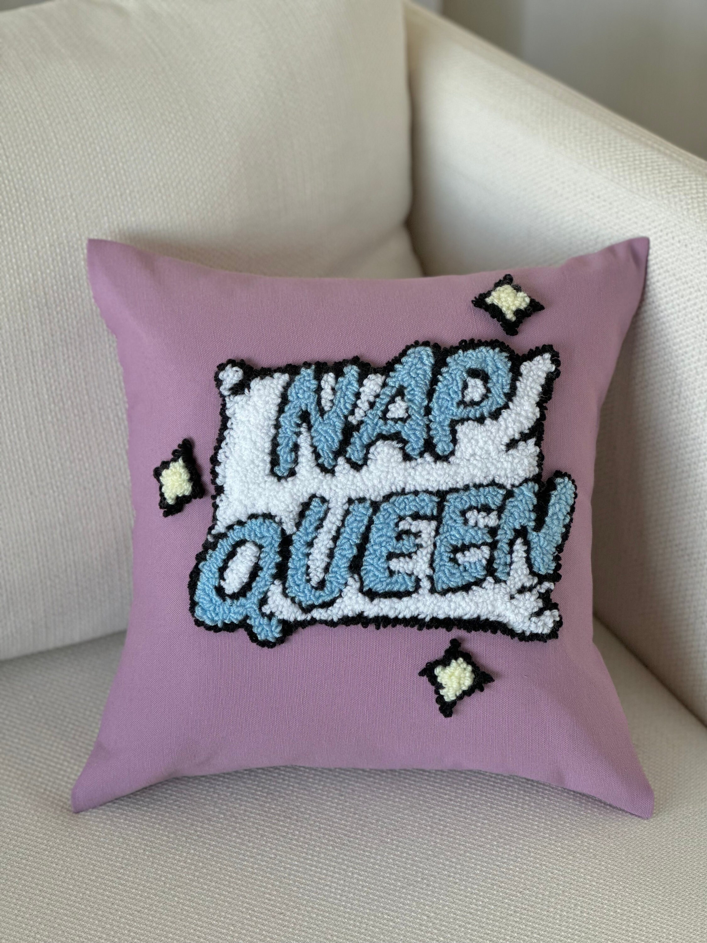 Nap queen pillow deals