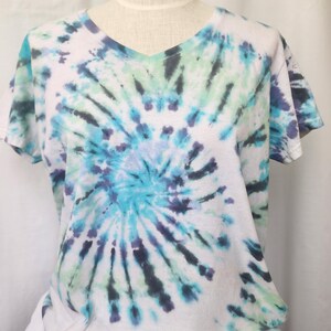 negative space tie dye t-shirt