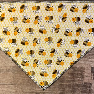 Small dog bandana, bumble bee dog bandana, bee dog bandana, yellow and black bumble bee dog bandana, bee dog neckwear