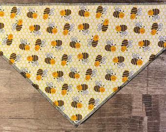 Large dog bandana, bumble bee dog bandana, bee dog bandana, yellow and black bumble bee dog bandana, bee dog neckwear