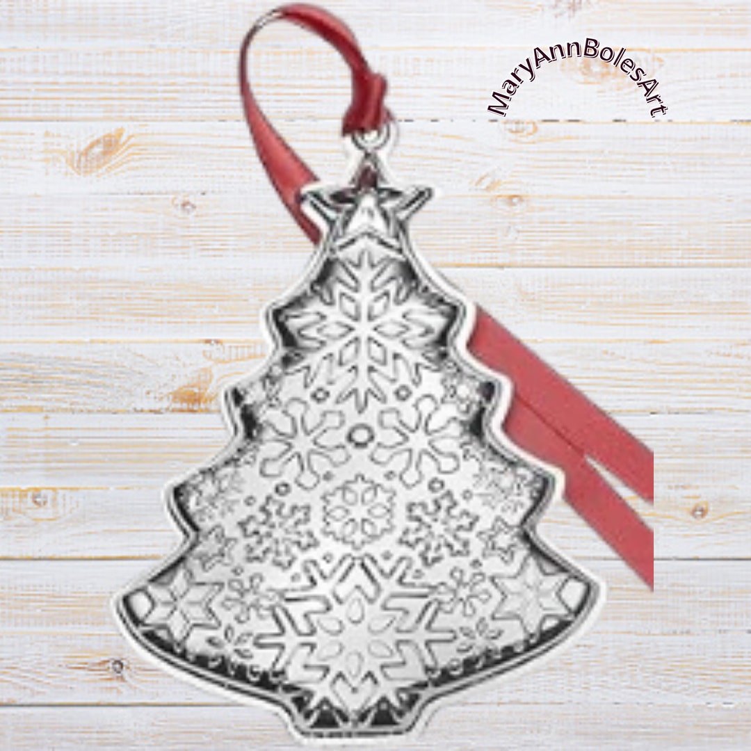Silver Christmas Tree Ornaments 