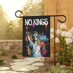 No Kings Resist Garden Flag, Anti-Trump Political Banner, Social Justice Home Flag, Activist Garden Decor, Liberal Democracy Garden Flag