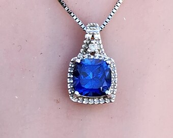 18 Inch Beautiful Blue Sapphire with Diamond Sterling Silver 925 Pendant & Necklace