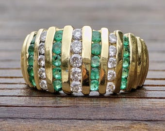 Vintage Natürlicher Smaragd und Diamant 14k Gelbgold Ring