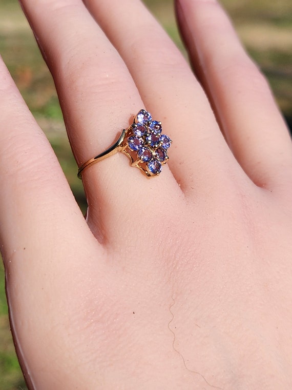 Cute 9 Stone Synthetic Tanzanite Cluster Everyday… - image 7