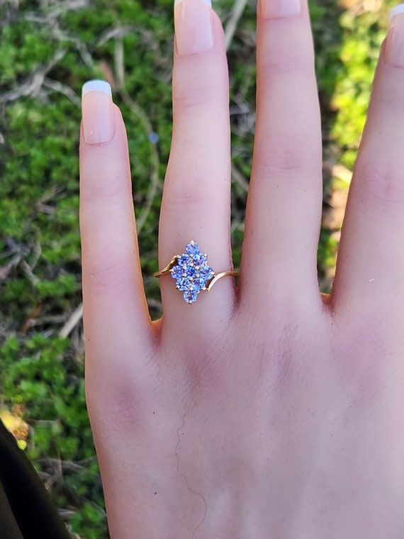 Cute 9 Stone Synthetic Tanzanite Cluster Everyday… - image 3