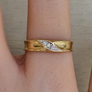 Pretty 3 Diamond 14k Yellow Gold Cocktail/Stacker Band Ring