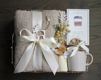 Cozy hygge gift box, Self care gift box, sending a hug, mothers day gift set for her mom, miss you, gift for colleagues