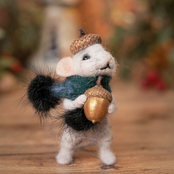 Needle Felted Mouse with Clothes. Felting animals series. Collectible Wool Art Miniature of a Little Mouse with Golden Acorn.